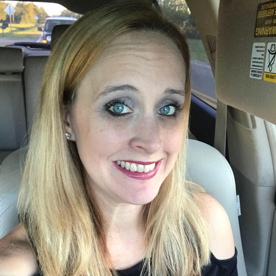 A teacher has revealed the awkward moment she recognised a parent dropping off his kid at school from a 'Sugar Daddy' website